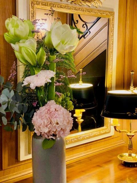 Hotel De Varenne Paris Eksteriør billede